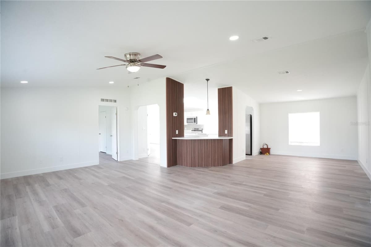 1124 DARA CAY DRIVE — photo 6 of 27