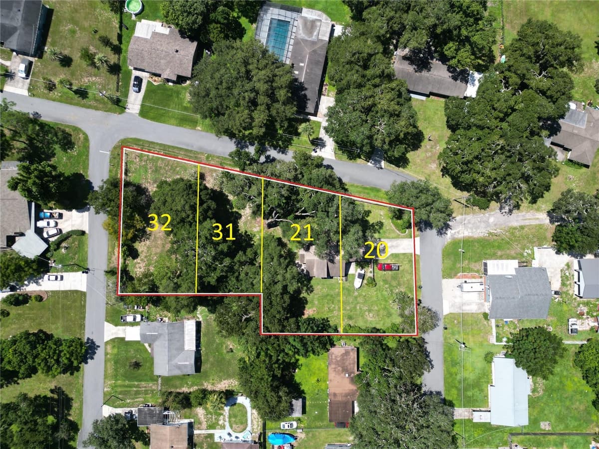 35833 LAKESHORE DRIVE — photo 4 of 38