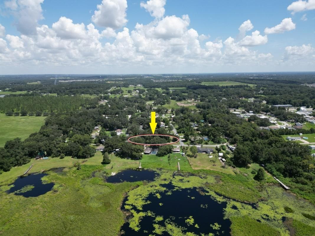 35833 LAKESHORE DRIVE — photo 34 of 38