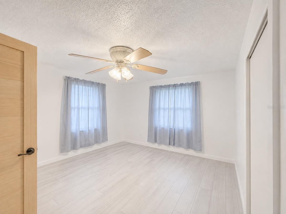 6512 CHELSEA STREET — photo 16 of 51