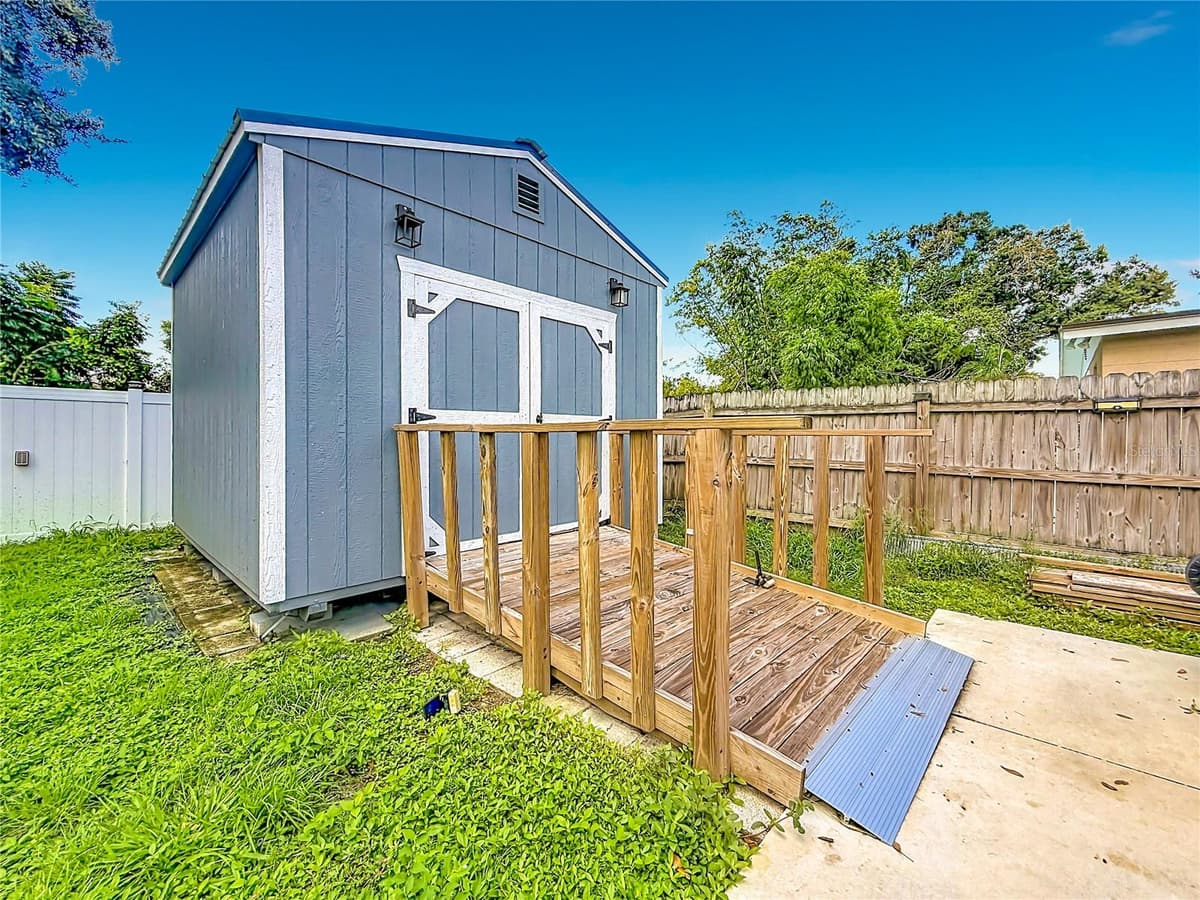 6512 CHELSEA STREET — photo 34 of 51