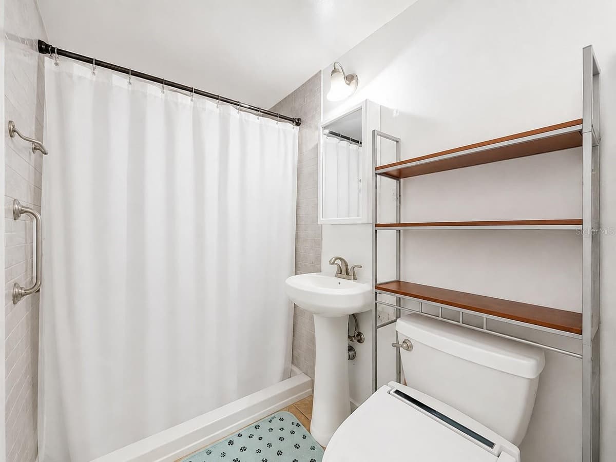 6512 CHELSEA STREET — photo 19 of 51