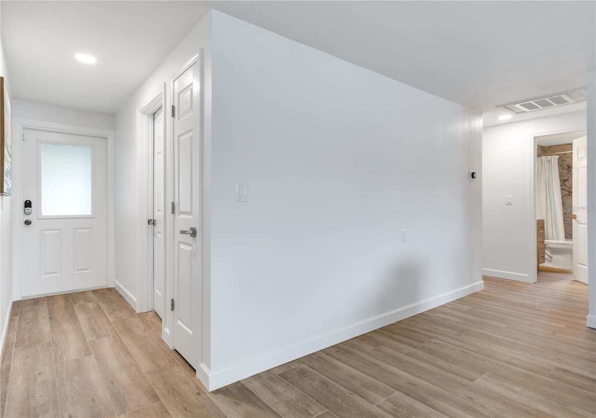 16458 REDINGTON DRIVE — photo 34 of 63