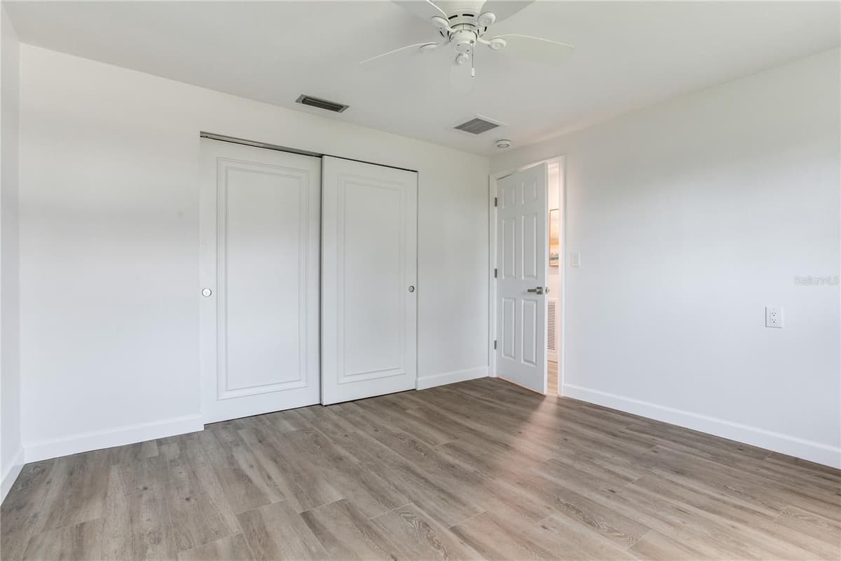 16458 REDINGTON DRIVE — photo 39 of 63