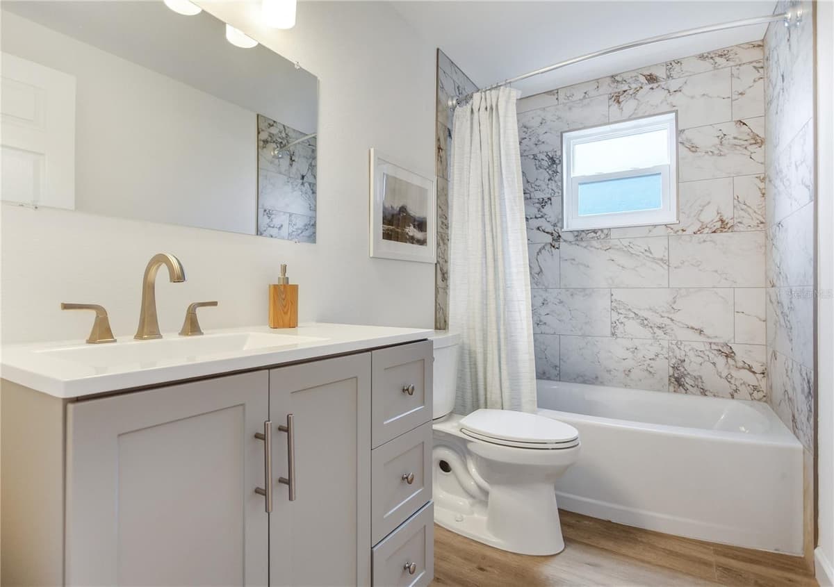 16458 REDINGTON DRIVE — photo 37 of 63