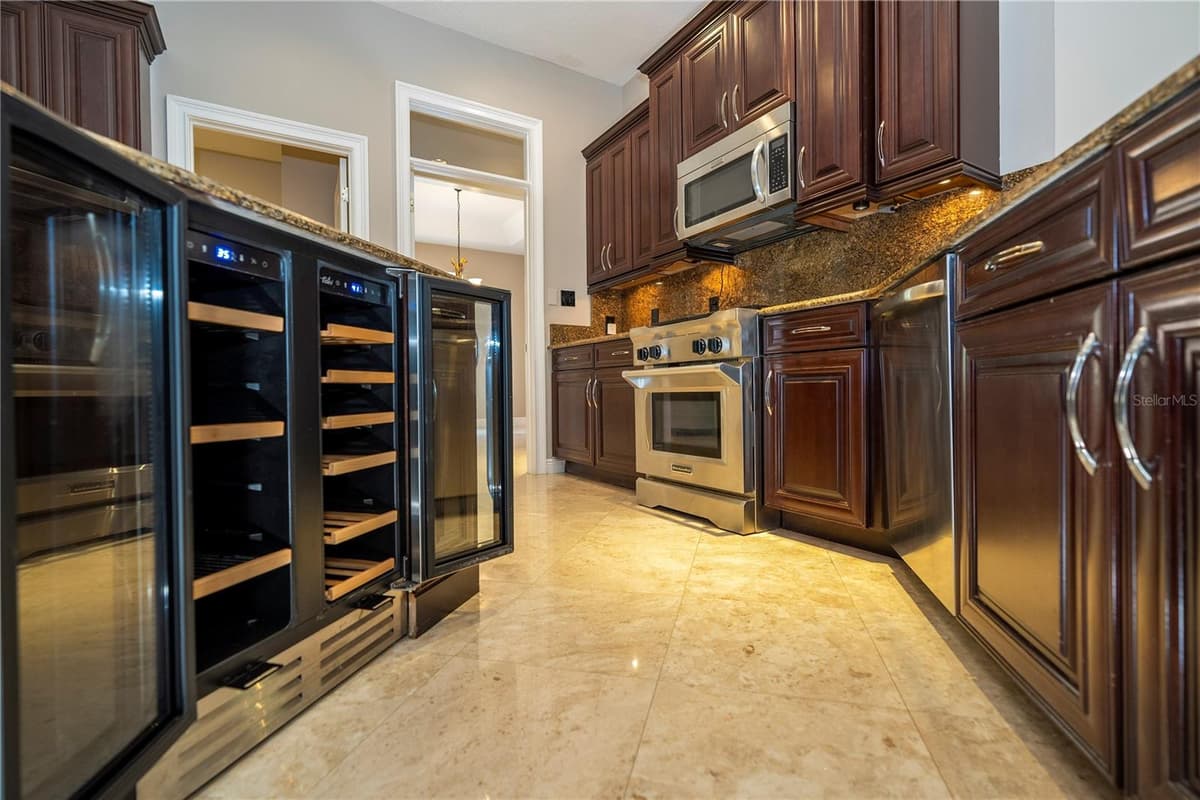 3856 HUNTERS ISLE DRIVE — photo 52 of 89