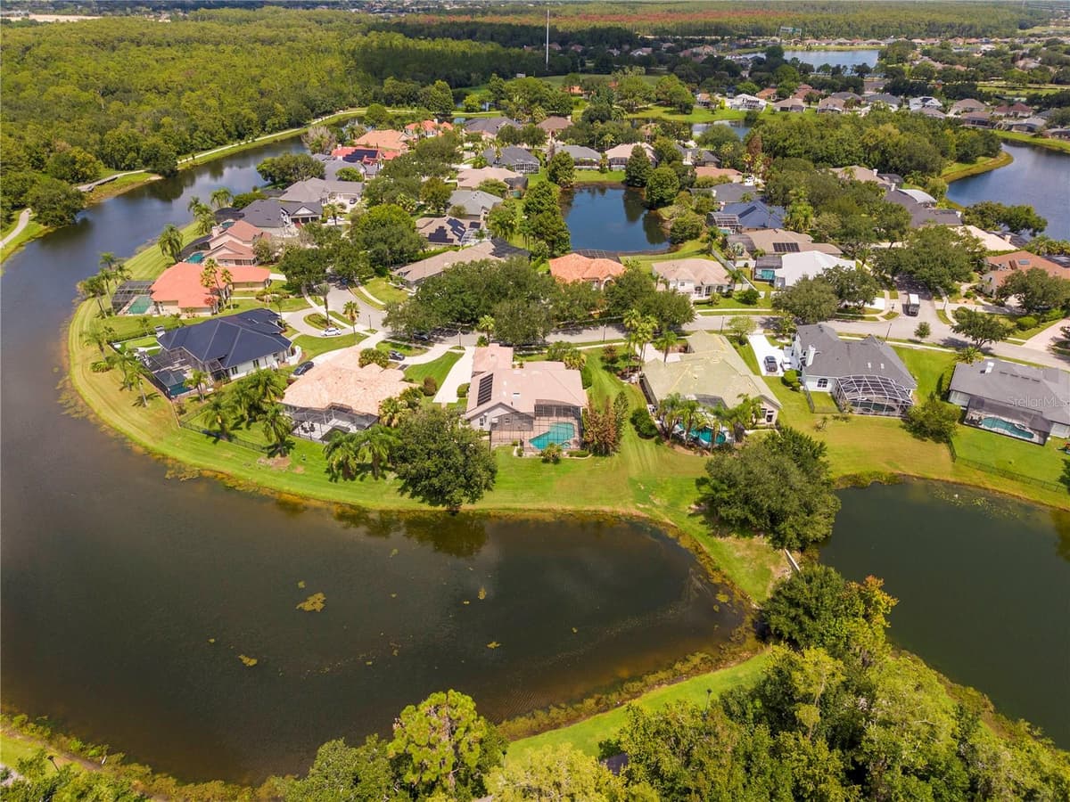 3856 HUNTERS ISLE DRIVE — photo 18 of 89