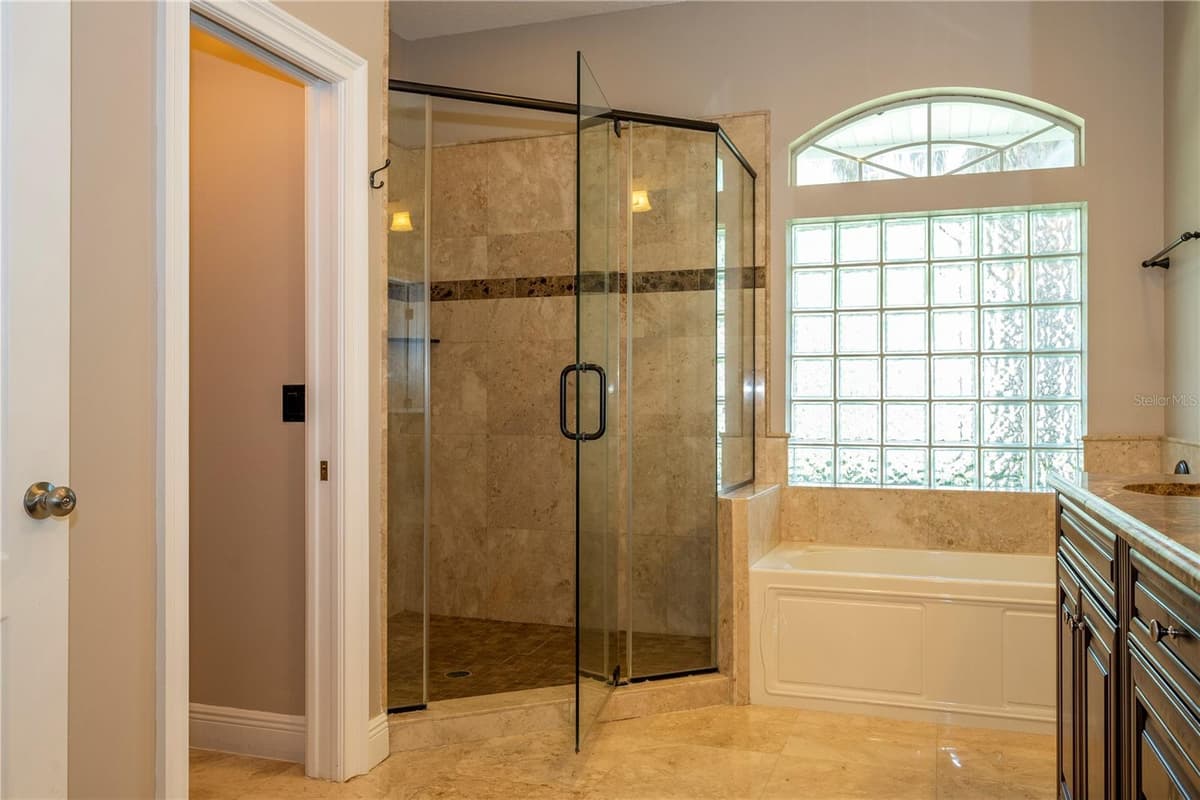 3856 HUNTERS ISLE DRIVE — photo 41 of 89