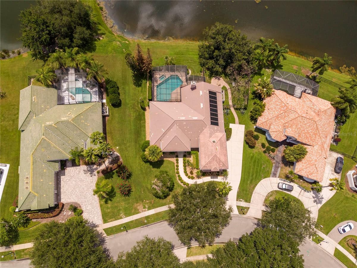 3856 HUNTERS ISLE DRIVE — photo 12 of 89