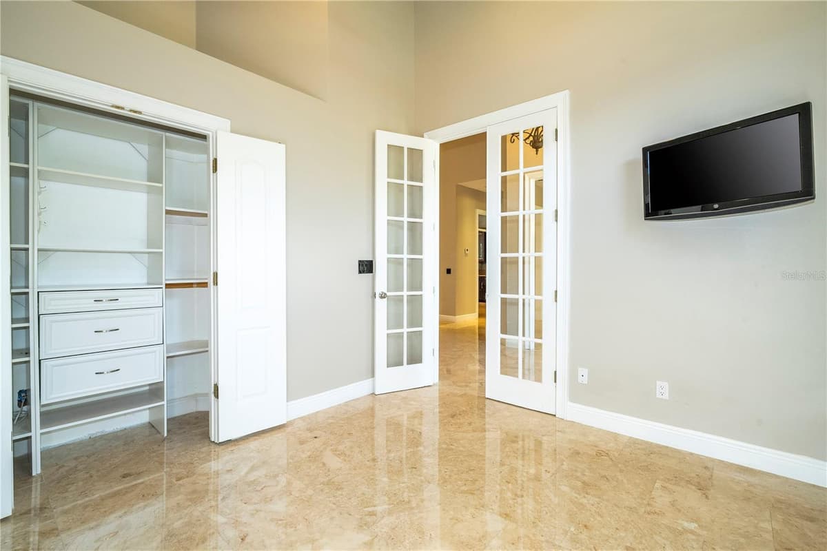 3856 HUNTERS ISLE DRIVE — photo 29 of 89