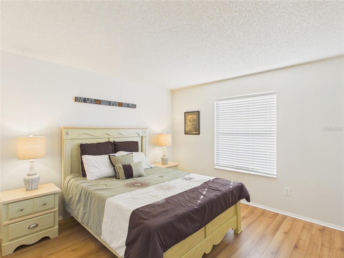 746 ANGELITA AVE — photo 13 of 15