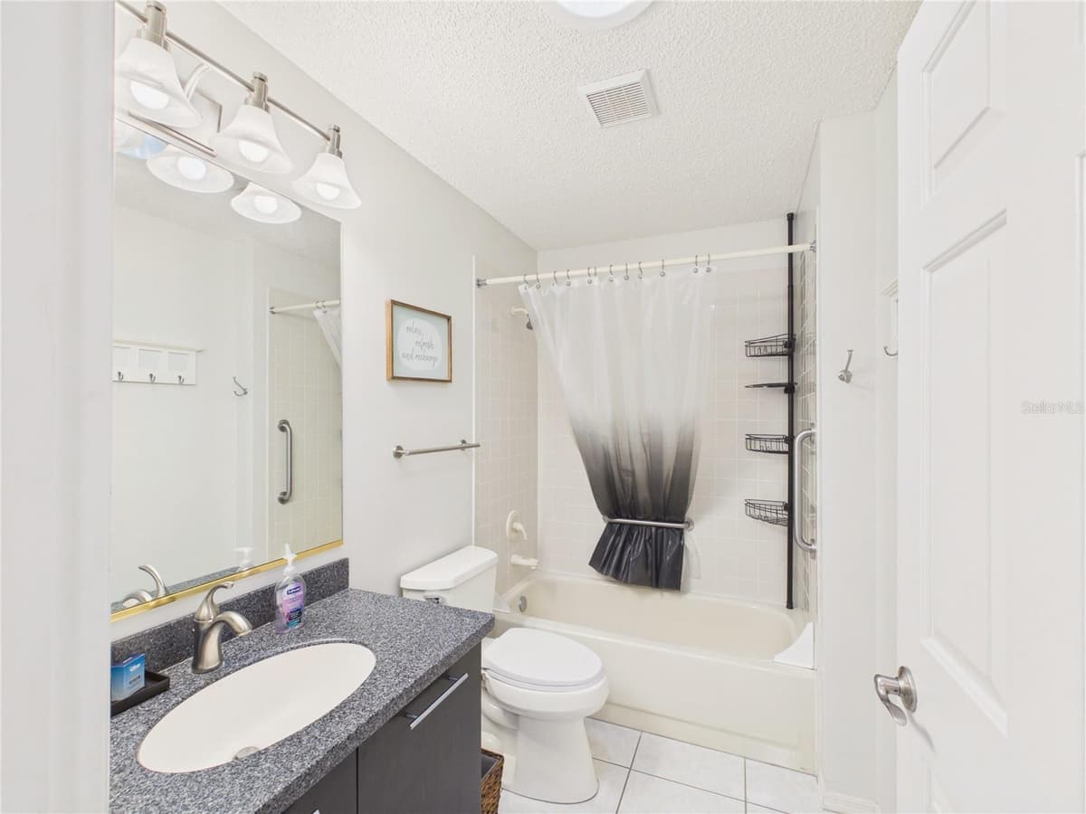 746 ANGELITA AVE — photo 12 of 15