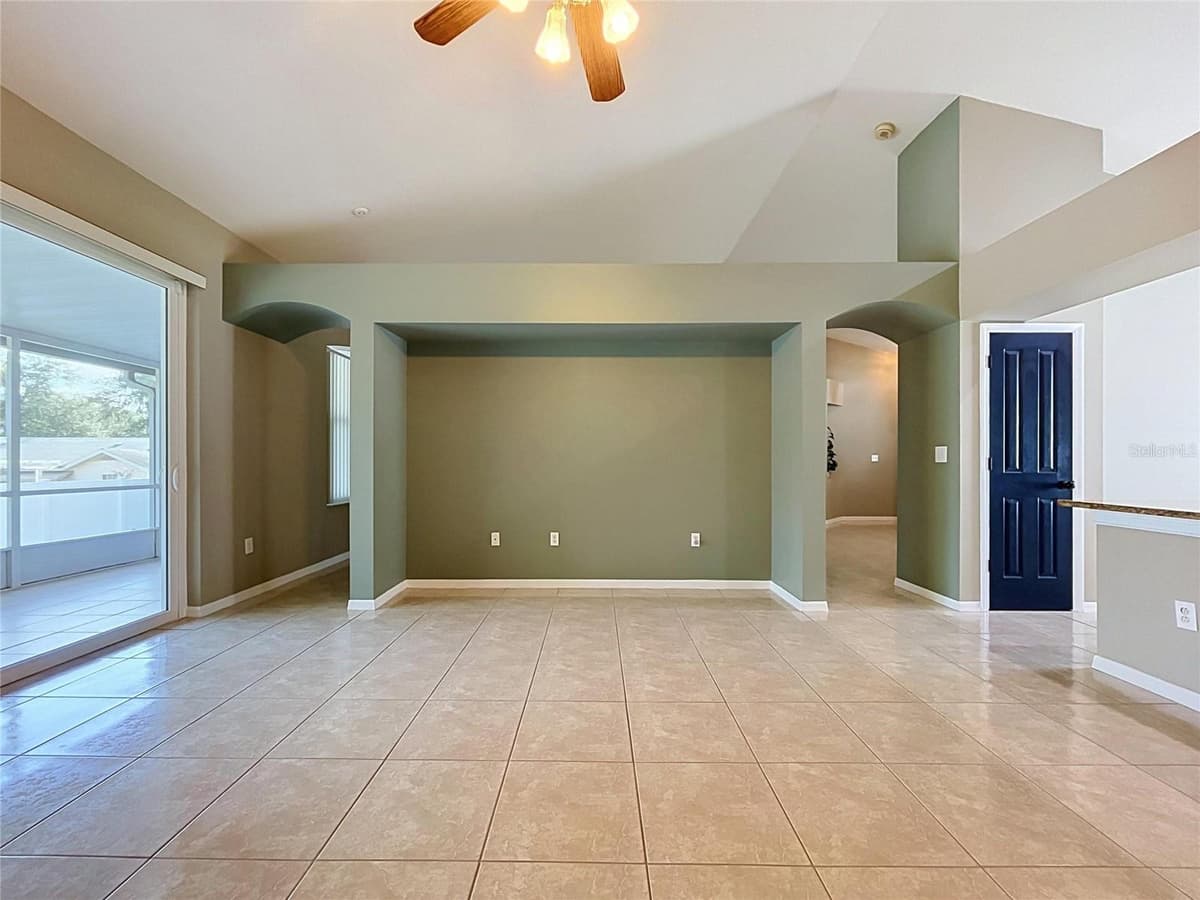 4209 AMBER RIDGE LANE — photo 8 of 36
