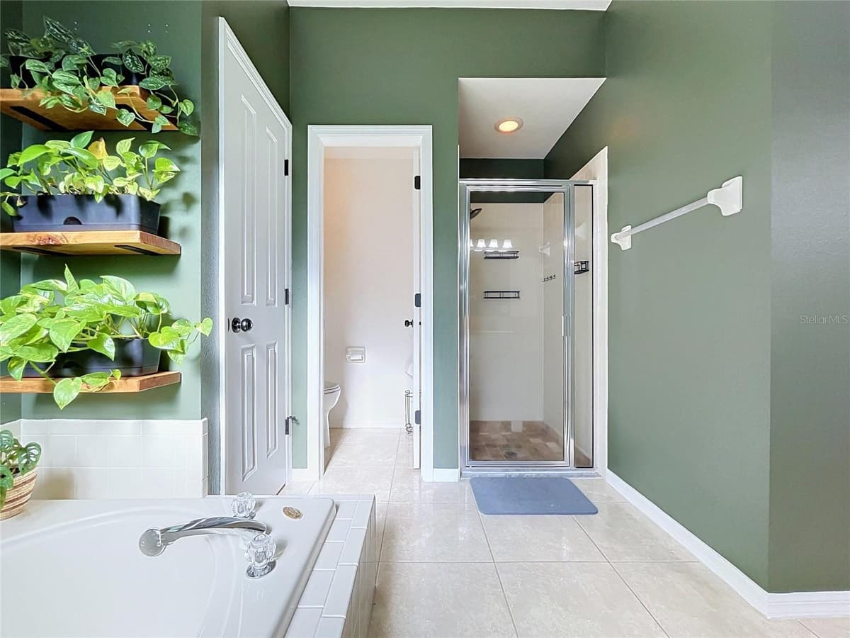 4209 AMBER RIDGE LANE — photo 16 of 36