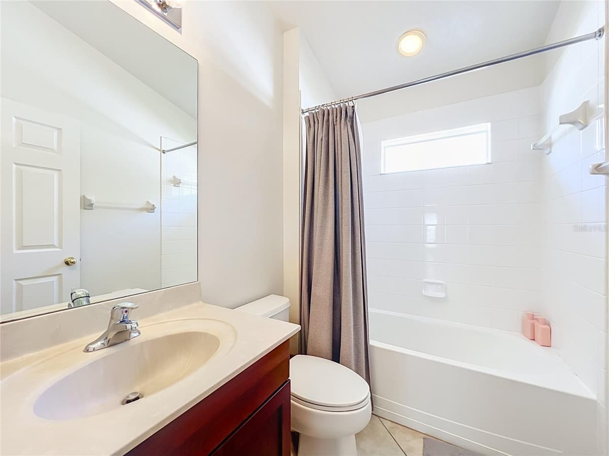 845 HARING LANE — photo 8 of 46