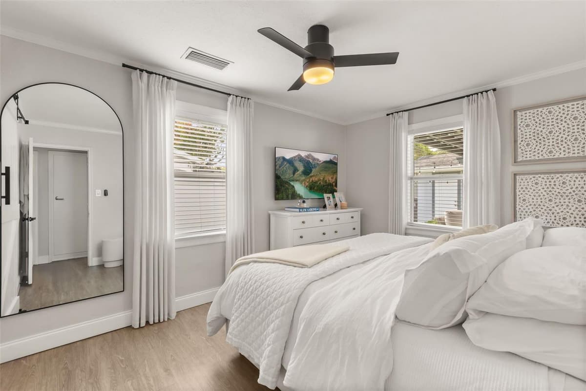 934 HARVARD STREET — photo 15 of 29