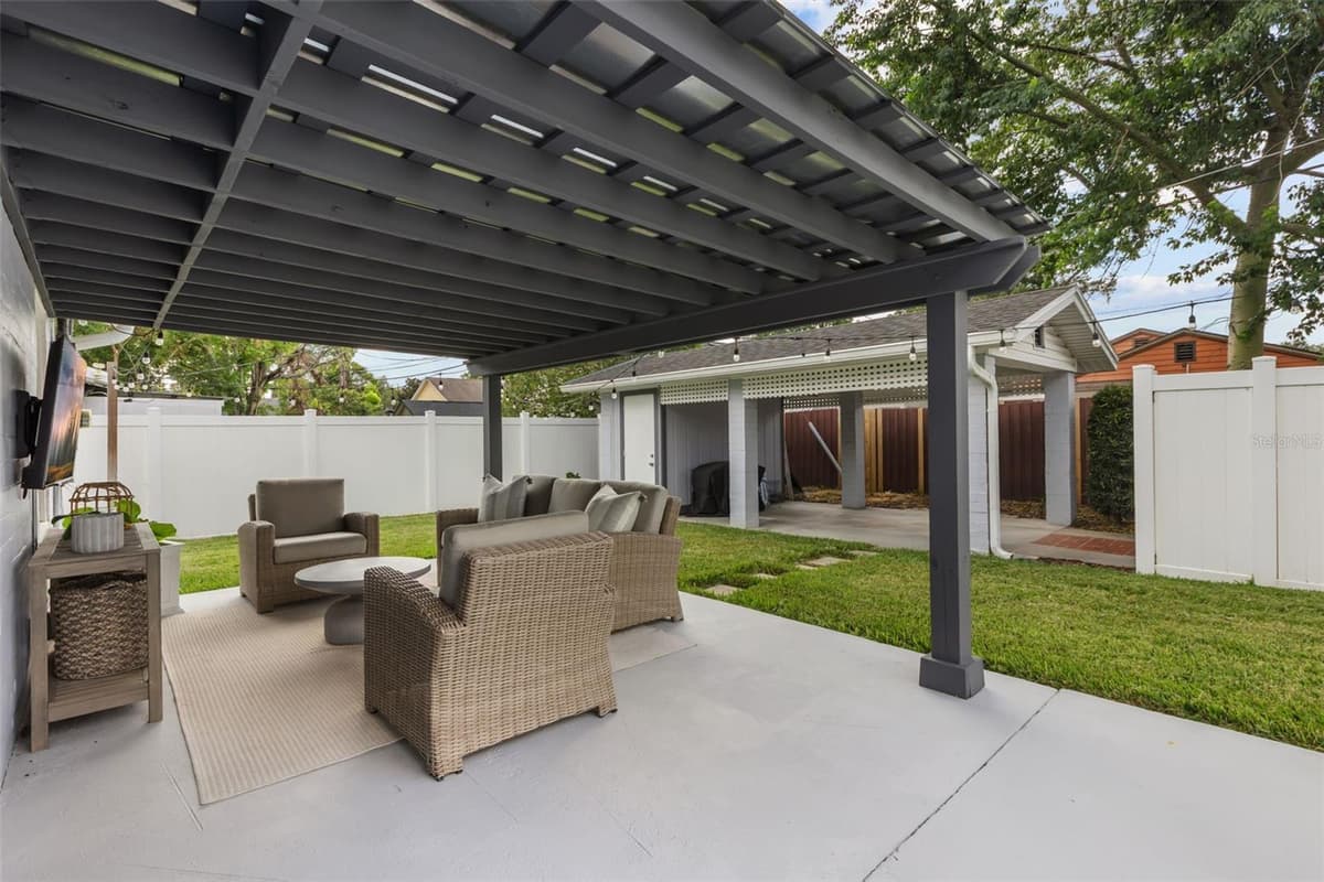 934 HARVARD STREET — photo 21 of 29