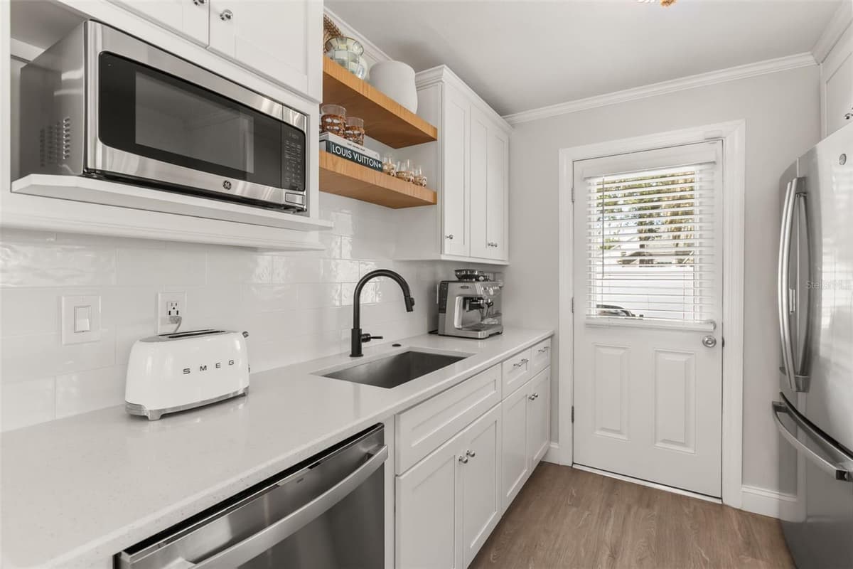 934 HARVARD STREET — photo 12 of 29