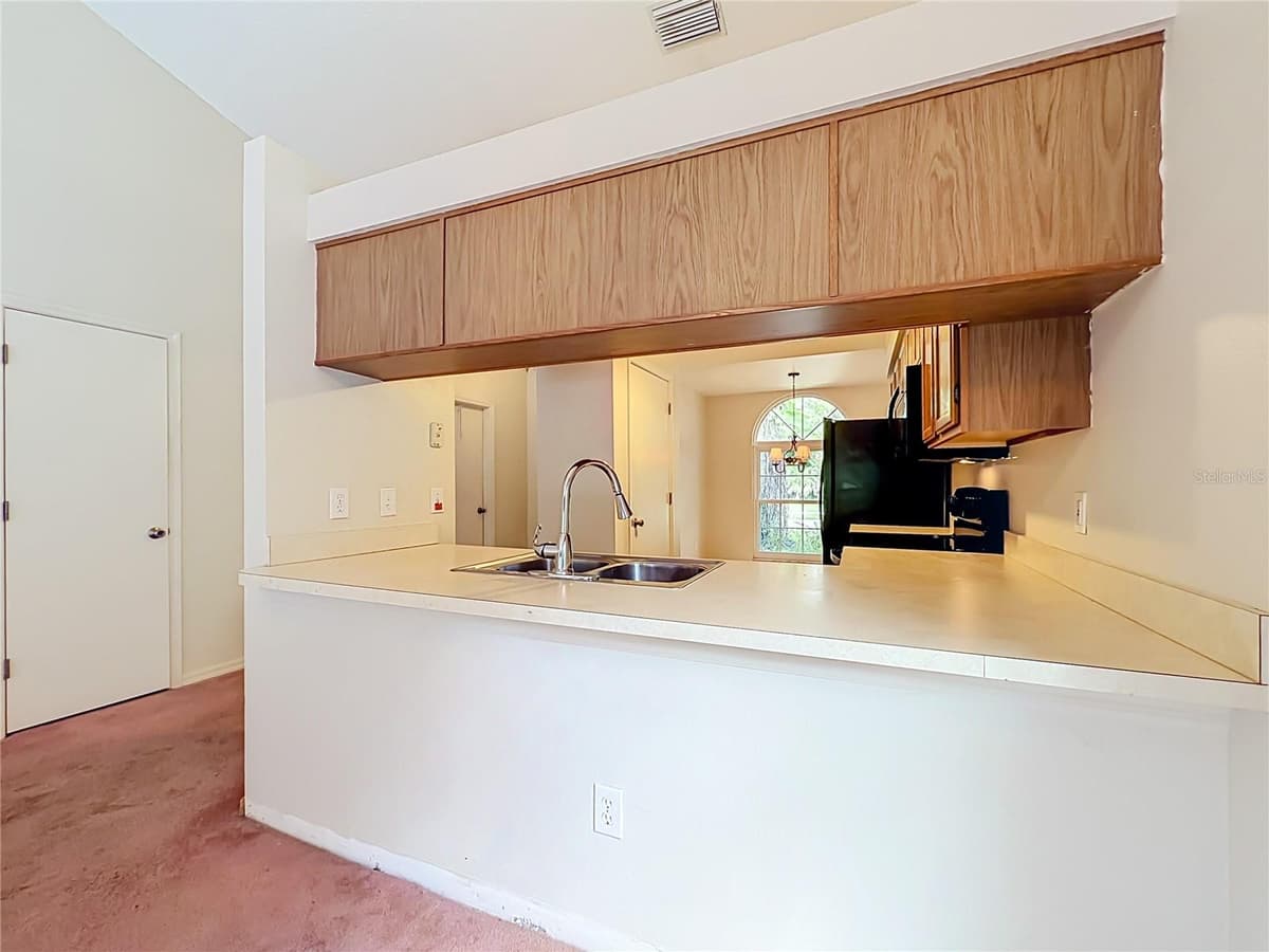 1012 MALCOLM COURT — photo 12 of 30