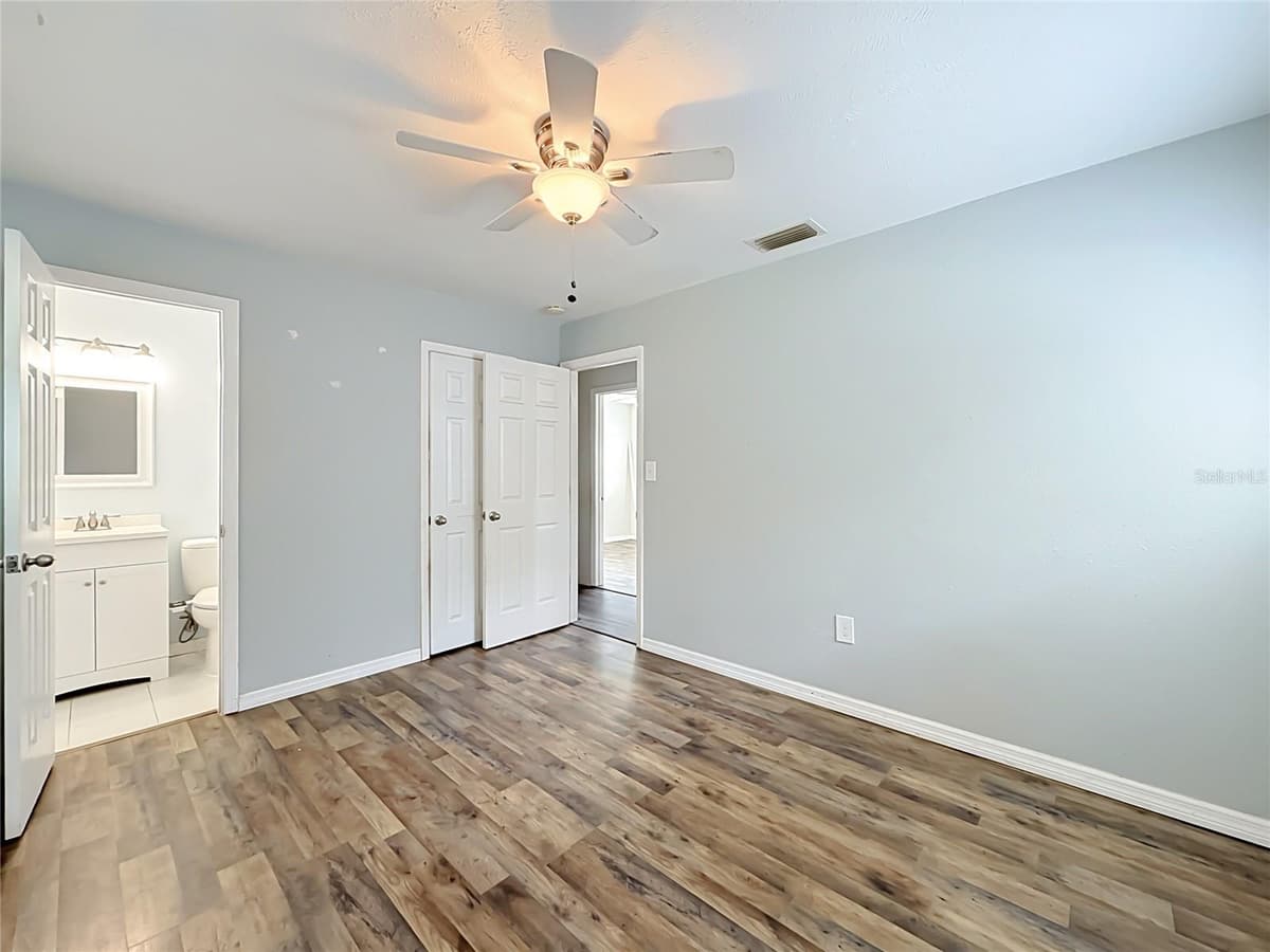1405 PEMBROOK DRIVE — photo 30 of 37
