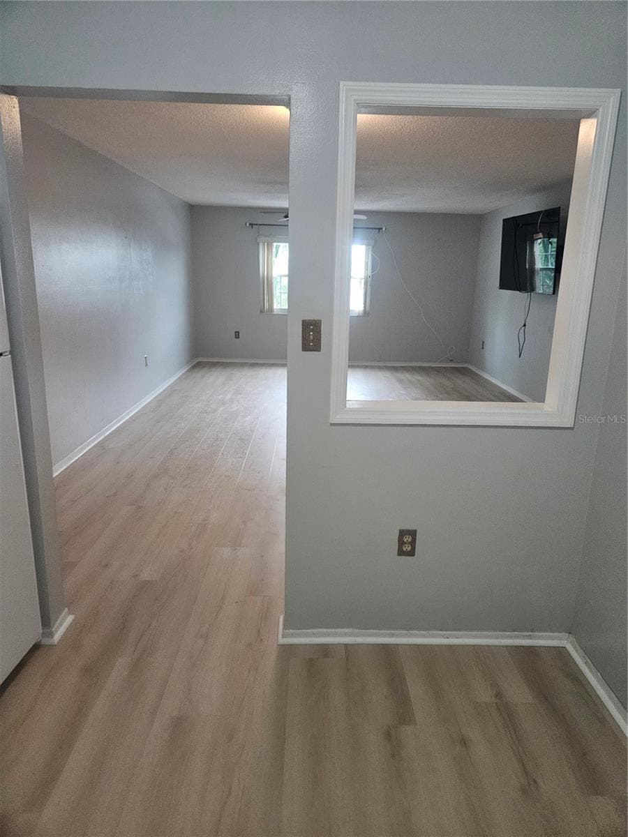 1706 BELLEAIR FOREST DRIVE — photo 4 of 14