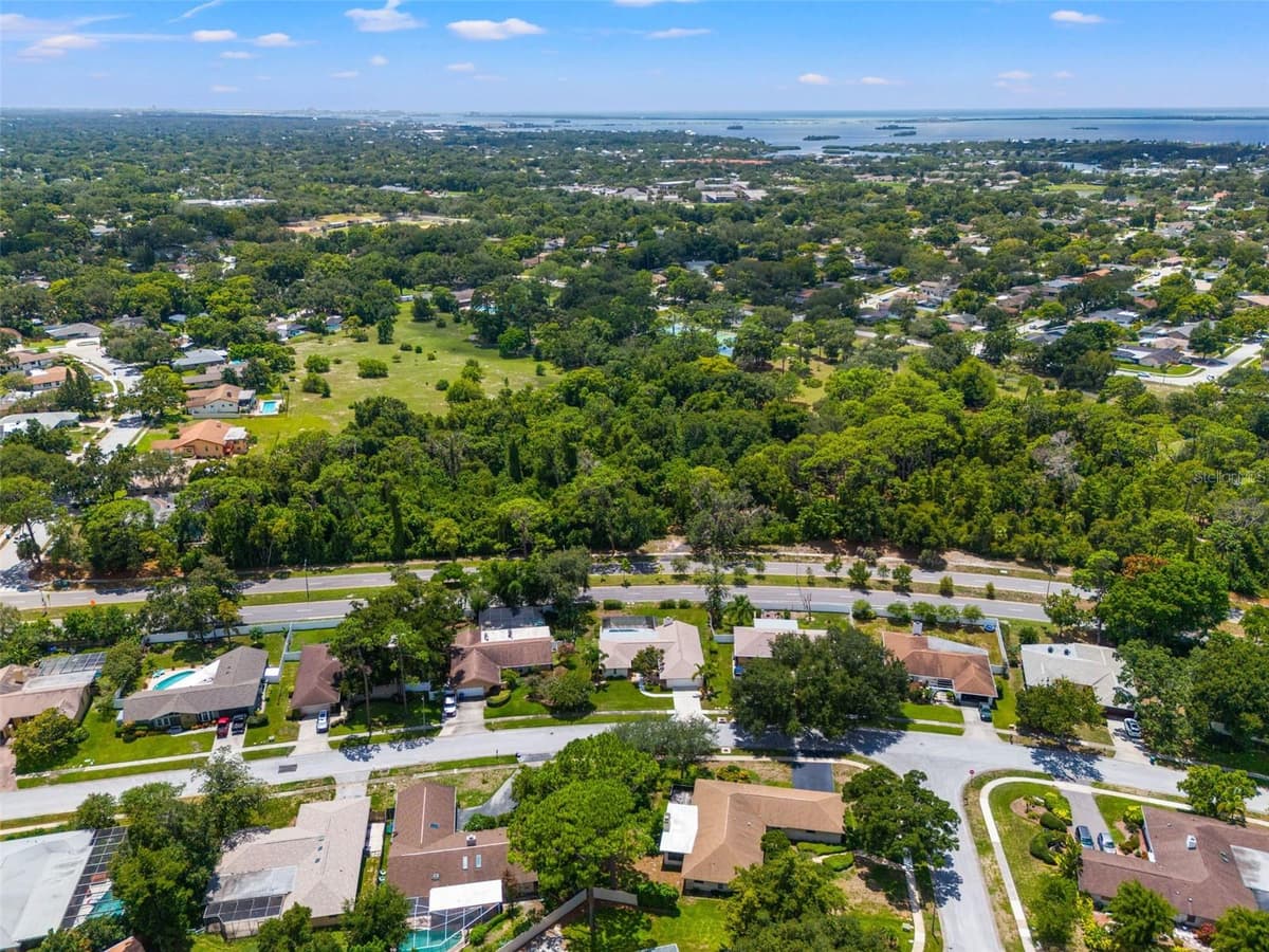 940 ROLLING HILLS DRIVE — photo 47 of 61