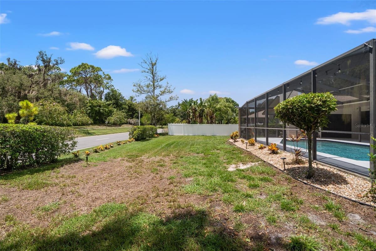 940 ROLLING HILLS DRIVE — photo 46 of 61