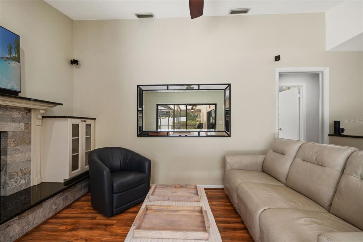 940 ROLLING HILLS DRIVE — photo 10 of 61