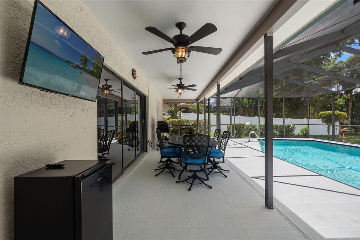 940 ROLLING HILLS DRIVE — photo 36 of 61