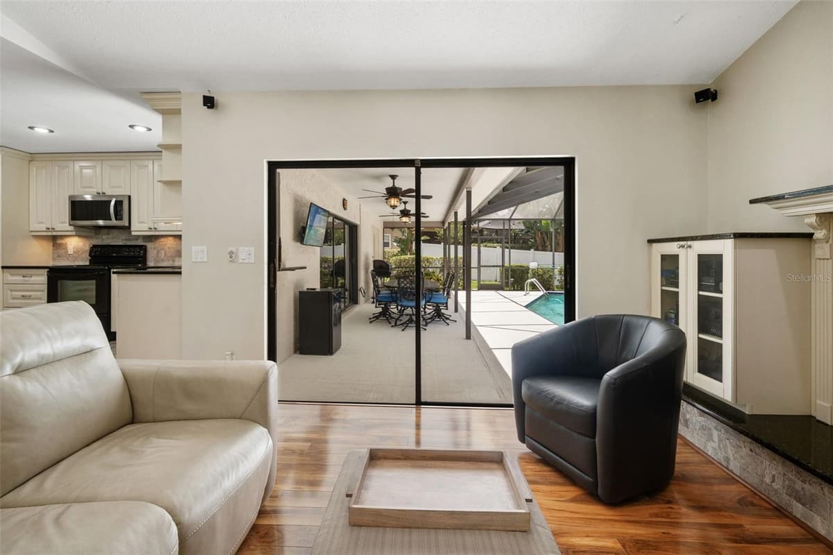 940 ROLLING HILLS DRIVE — photo 13 of 61