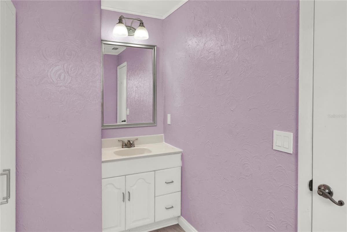 5556 MEMORIAL DRIVE — photo 27 of 45