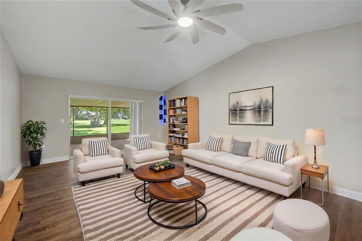 7800 FAIRLAWN DRIVE — photo 2 of 57