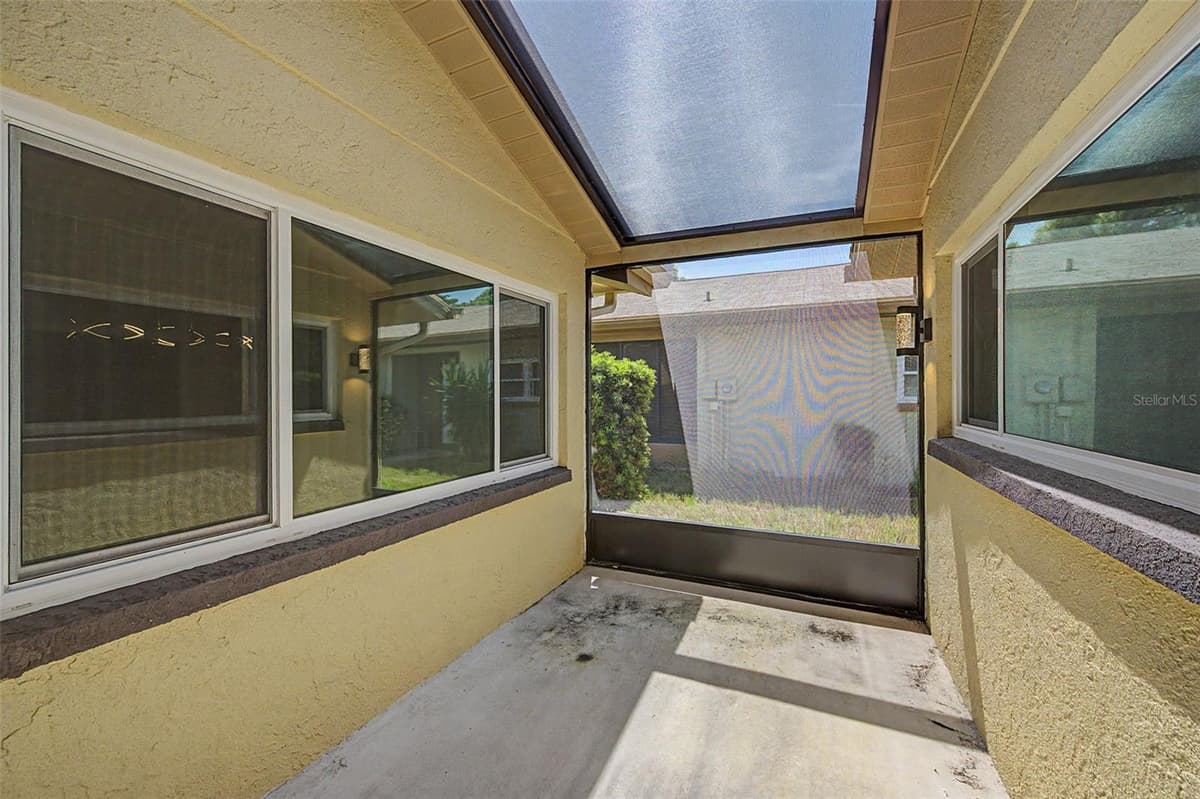7800 FAIRLAWN DRIVE — photo 23 of 57