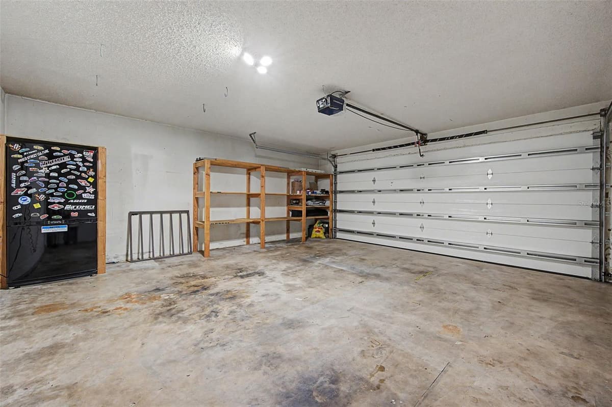 7800 FAIRLAWN DRIVE — photo 30 of 57