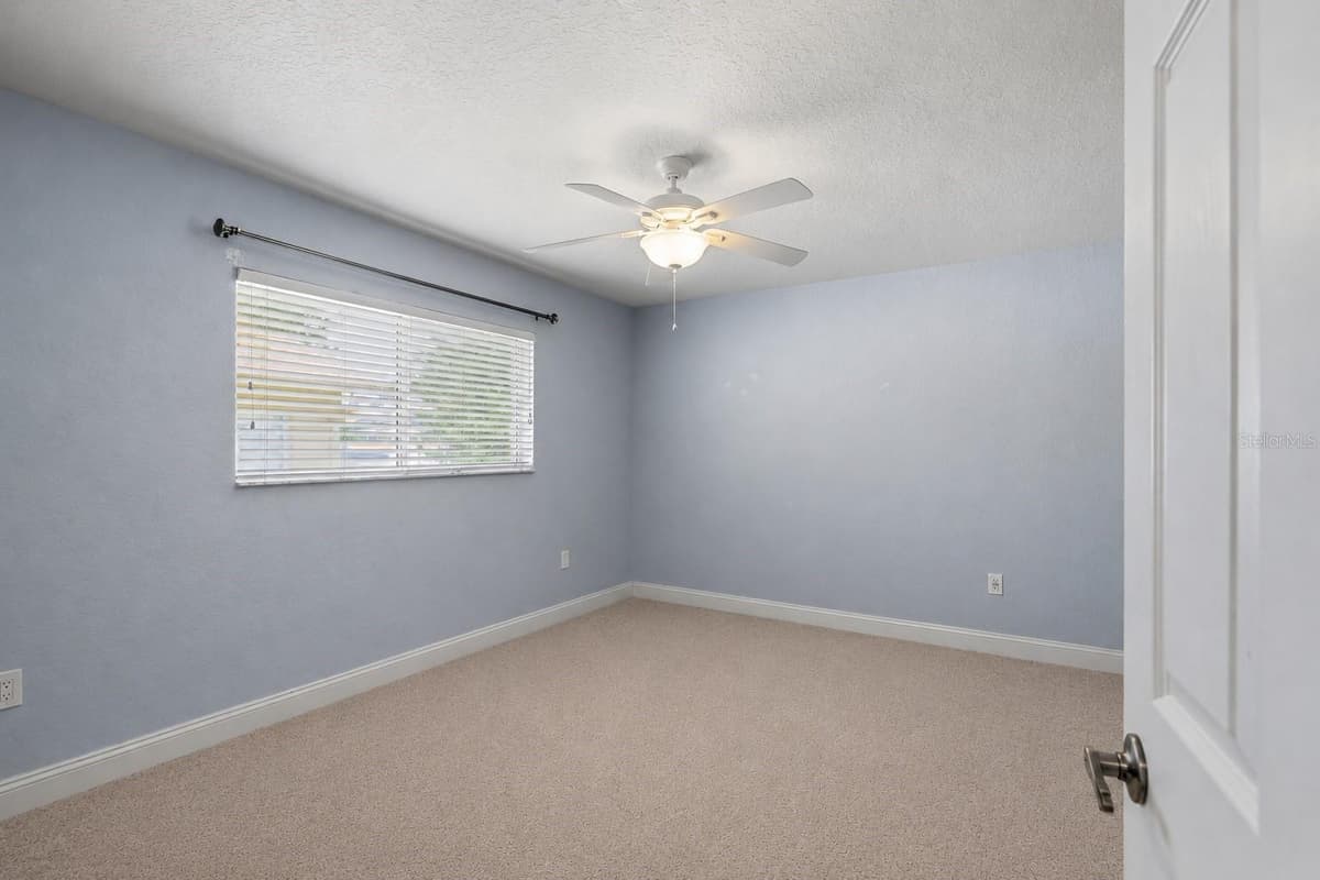 5244 SALTAMONTE DRIVE — photo 31 of 42