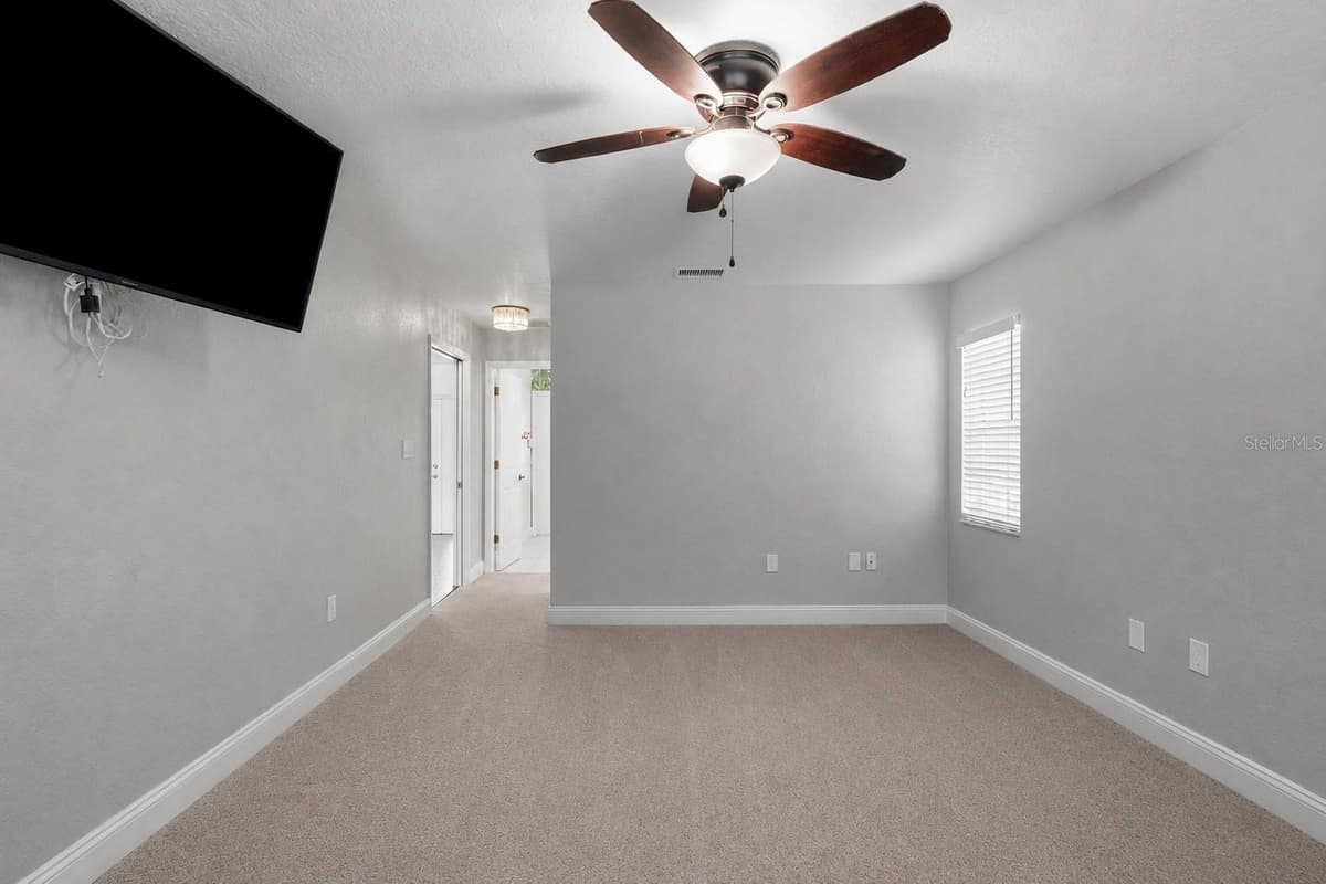 5244 SALTAMONTE DRIVE — photo 18 of 42