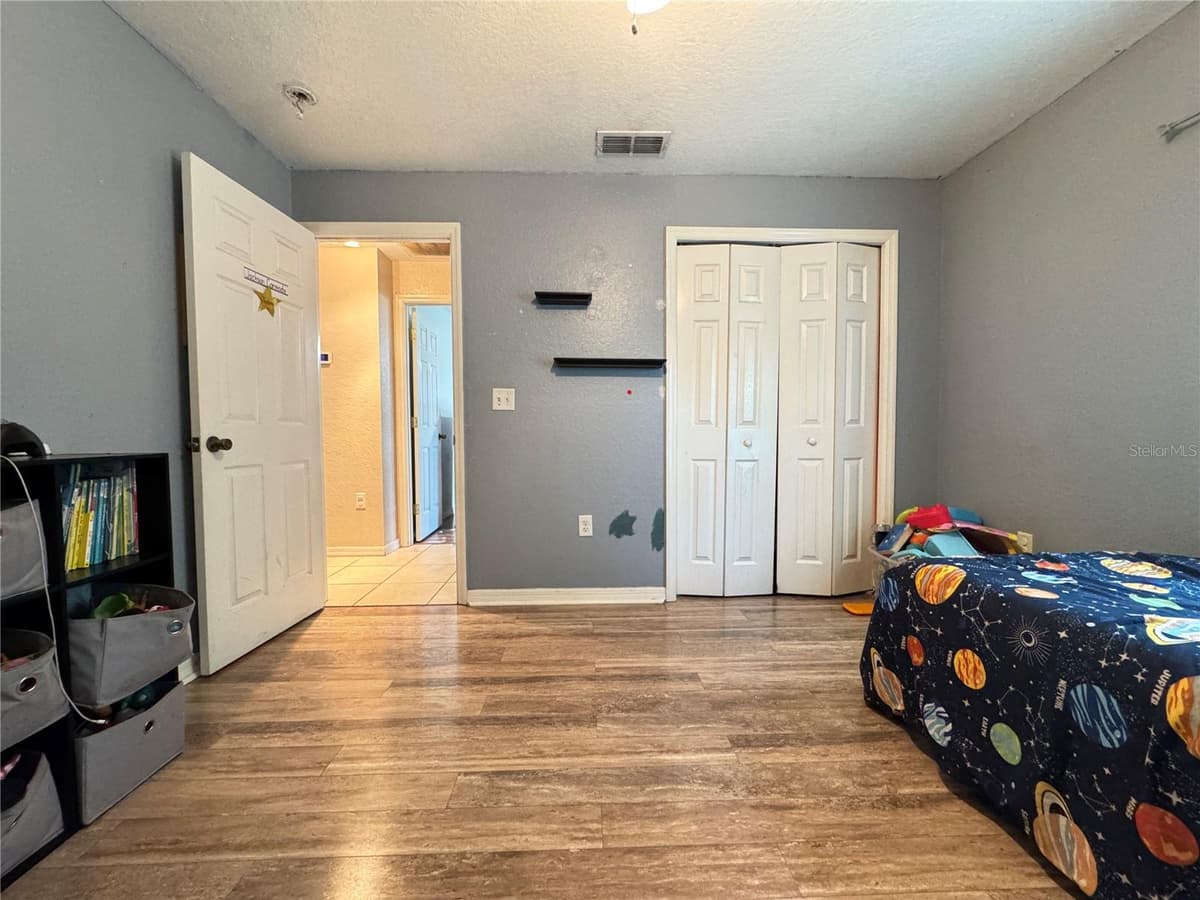 5519 YALE STREET — photo 12 of 17