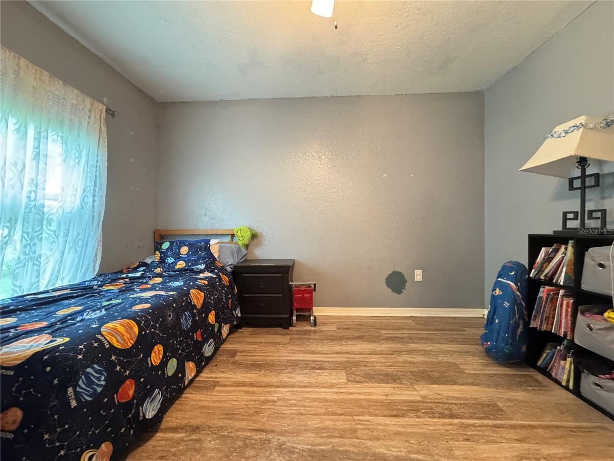 5519 YALE STREET — photo 13 of 17