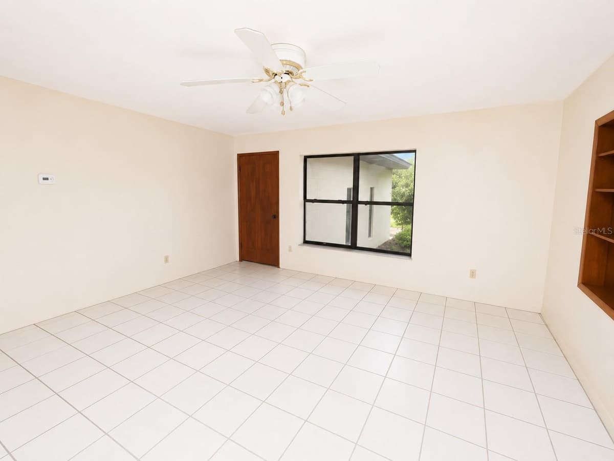 217 PLUMOSA ROAD — photo 4 of 13