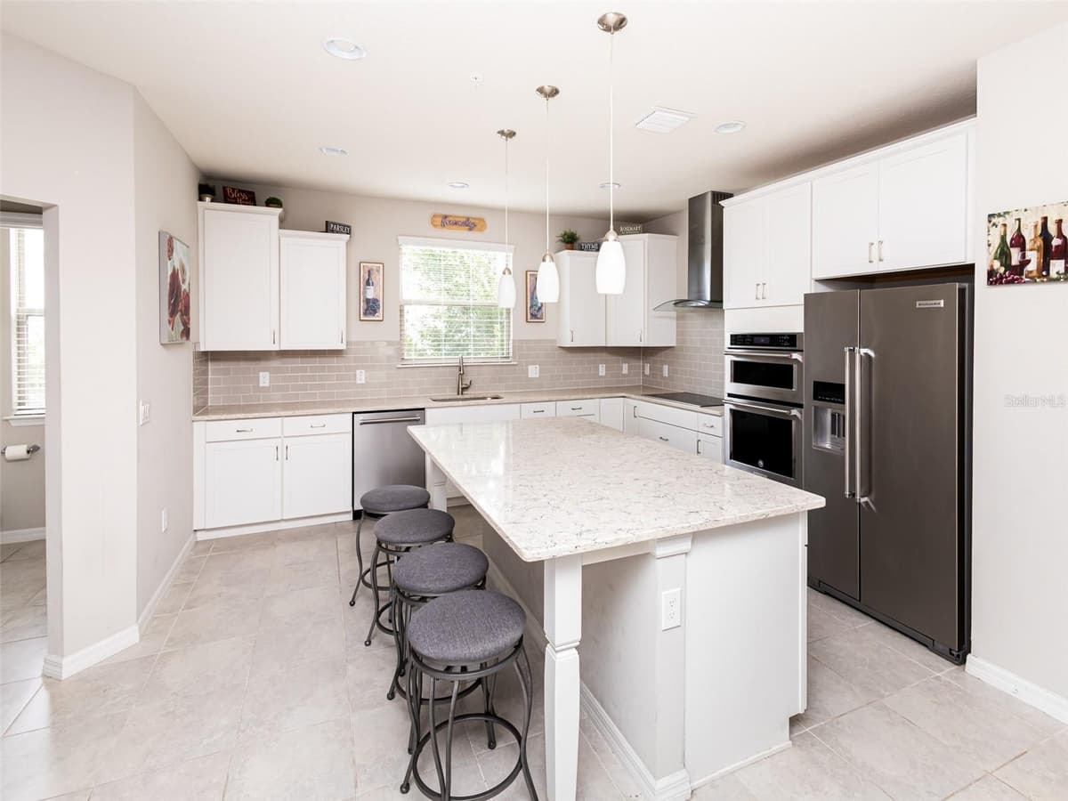 459 PORTICO COURT — photo 7 of 41