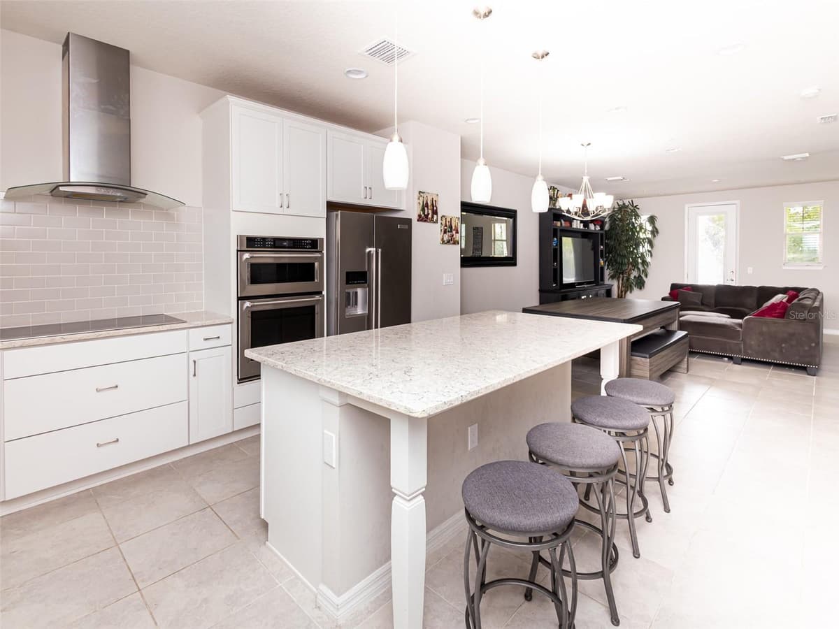 459 PORTICO COURT — photo 8 of 41
