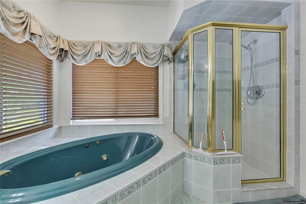 7377 ROYAL OAK DRIVE — photo 32 of 62