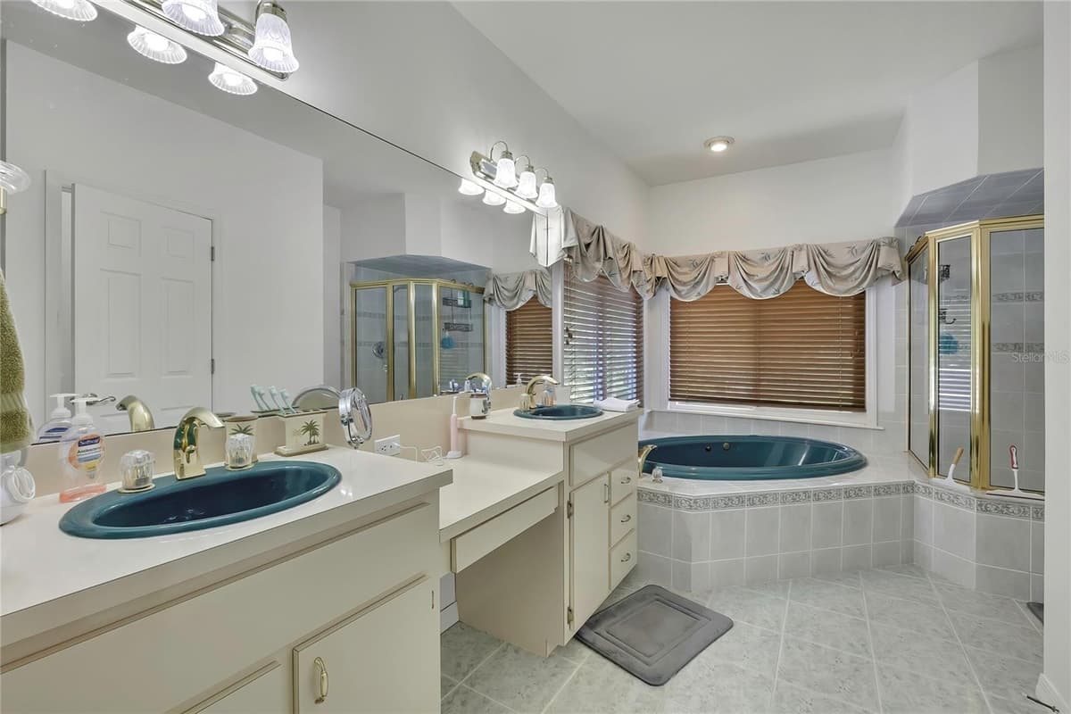 7377 ROYAL OAK DRIVE — photo 30 of 62