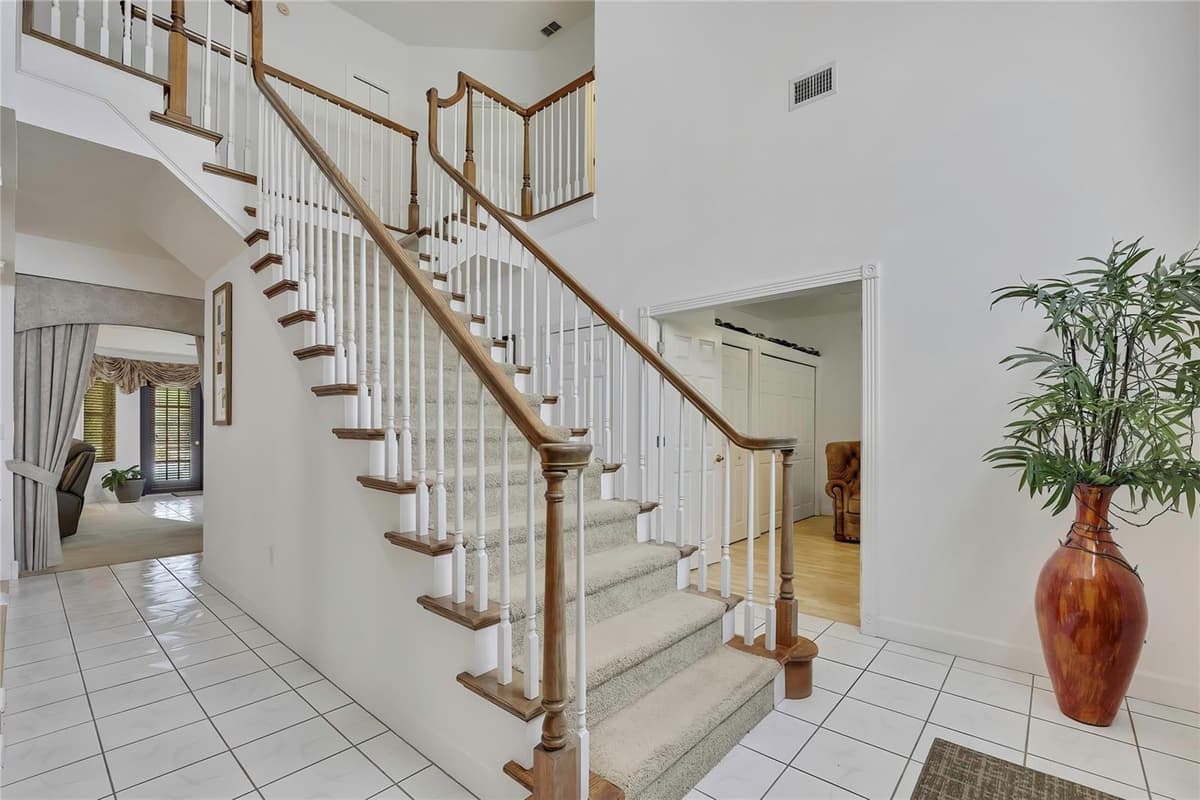 7377 ROYAL OAK DRIVE — photo 8 of 62