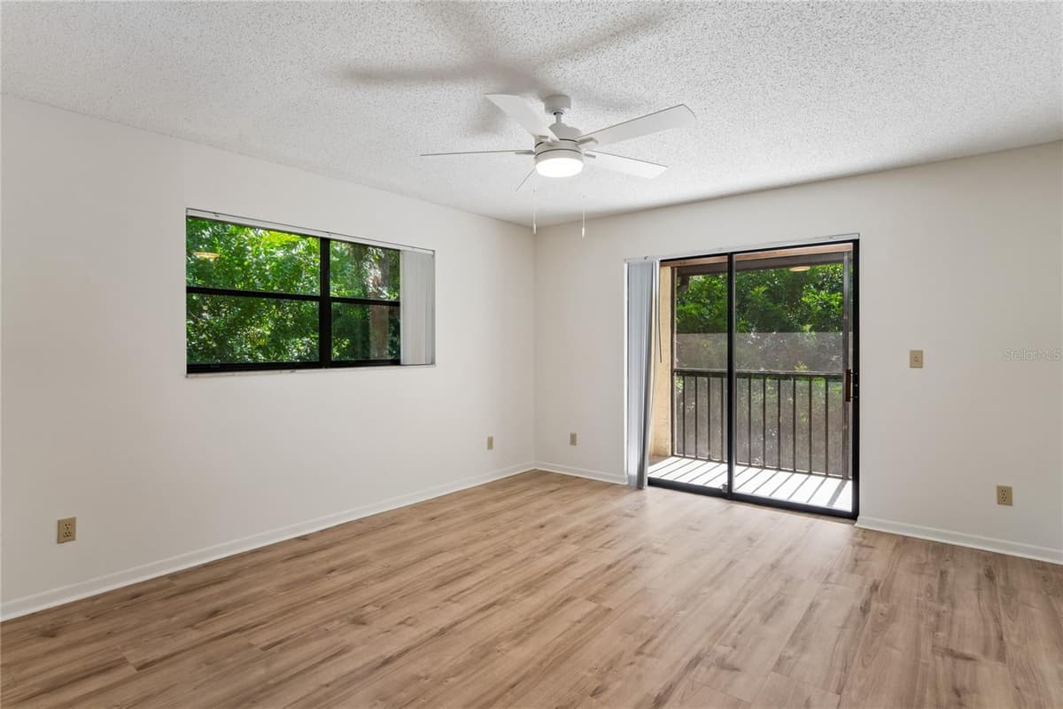 110 HAMMOCK PINE BOULEVARD — photo 18 of 45