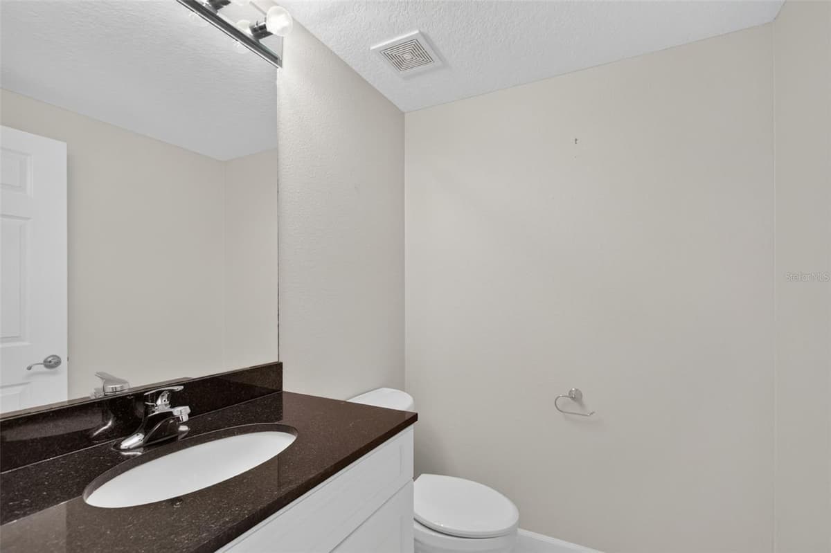 80 SURFVIEW DRIVE — photo 13 of 51