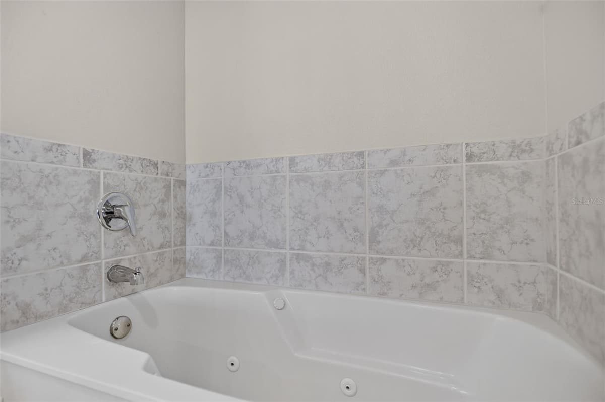 80 SURFVIEW DRIVE — photo 42 of 51