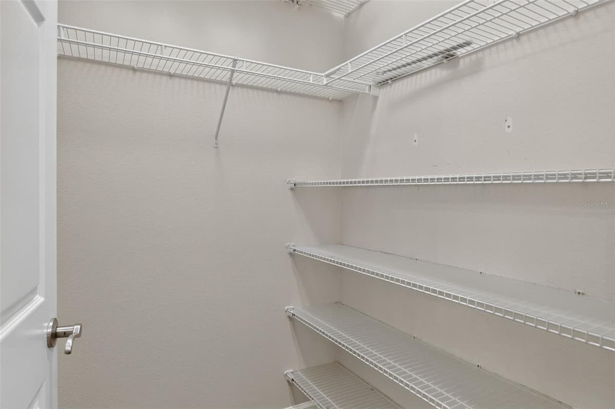 80 SURFVIEW DRIVE — photo 39 of 51