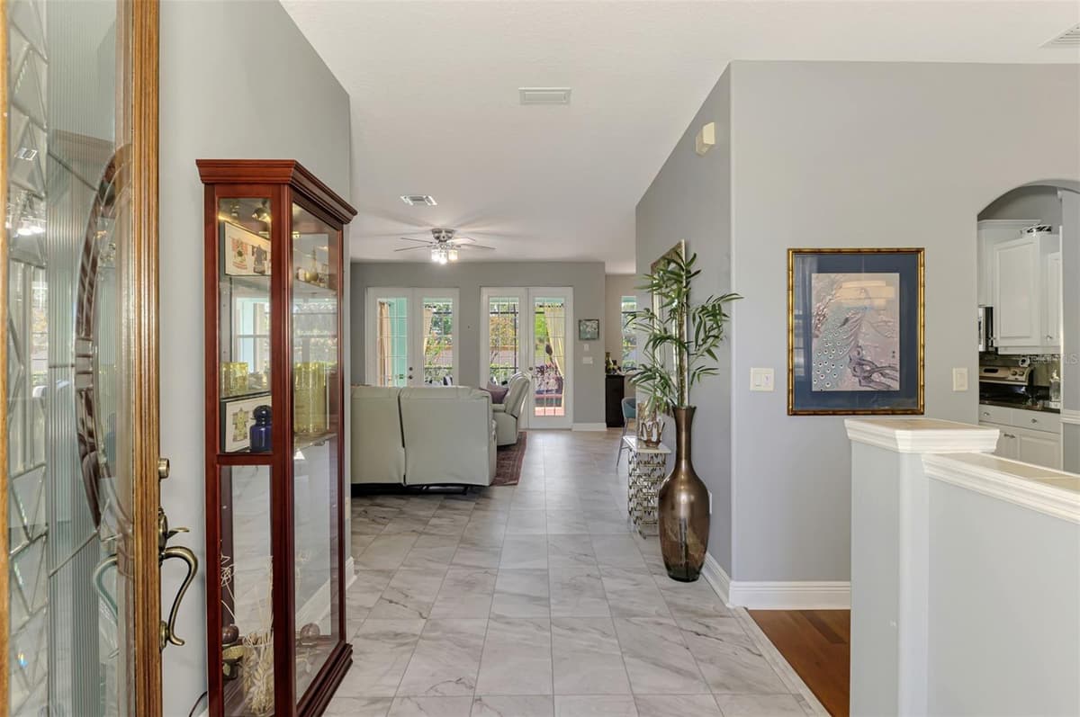 107 WAYFOREST DRIVE — photo 10 of 73