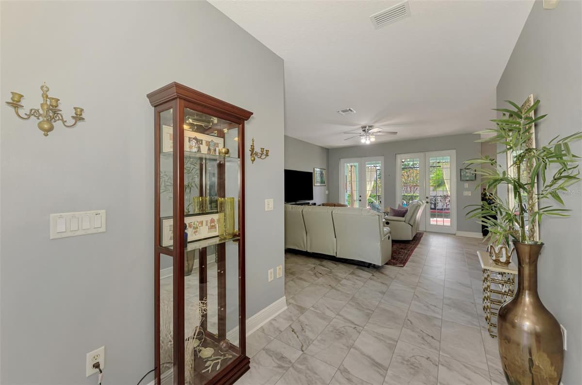 107 WAYFOREST DRIVE — photo 18 of 73